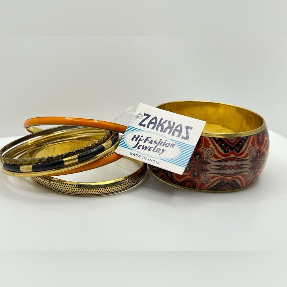 SET OF 8 BANGLES ~ Multicolored Stacking Zakkaz Bracelets ~ NEW W TAGS
